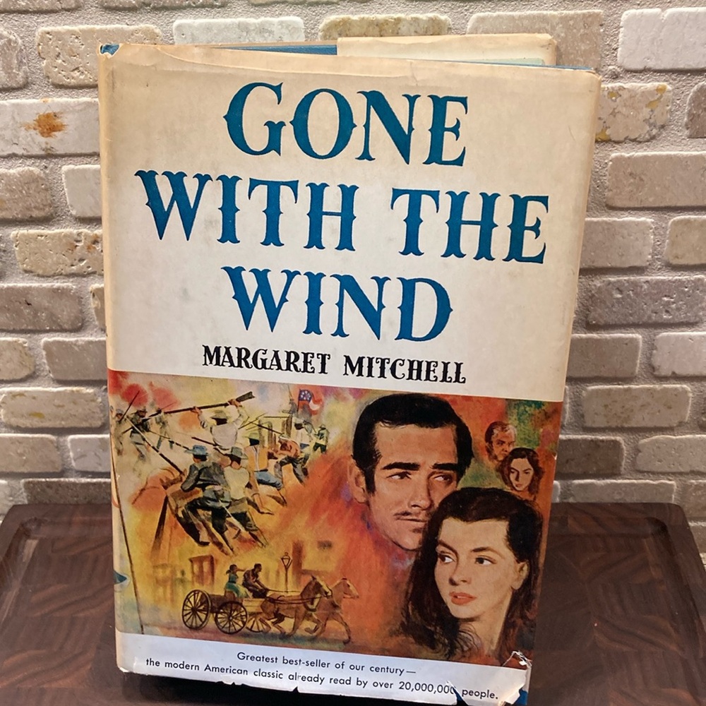 Vintage 1964 Gone with the Wind by Margaret Mitchell